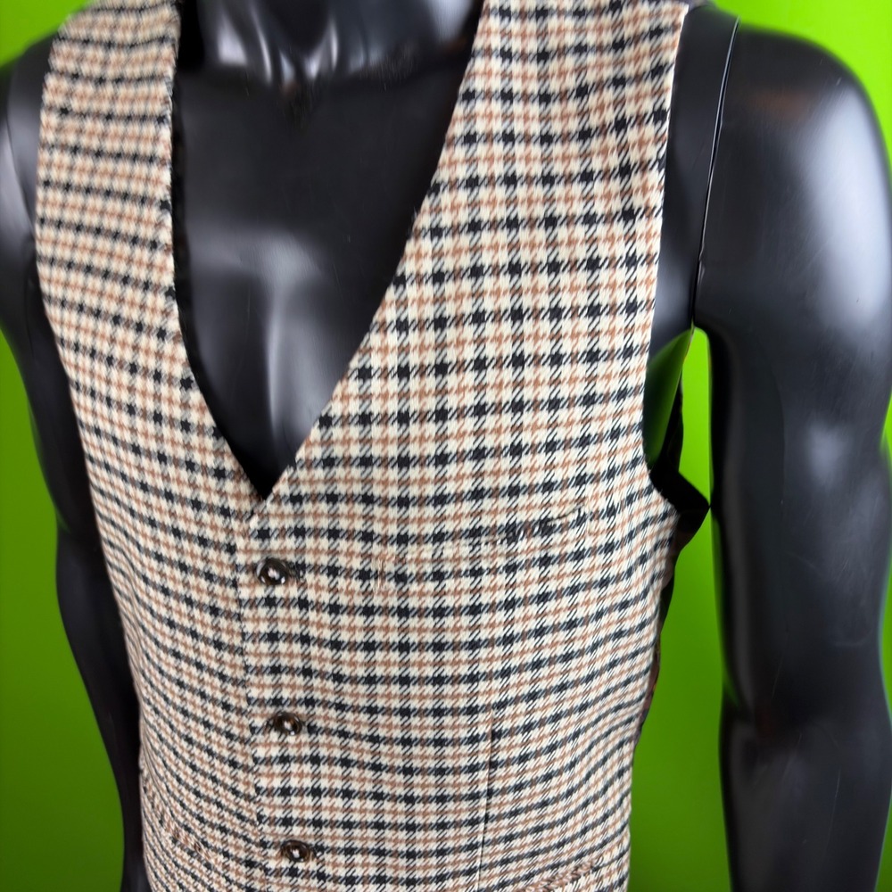 Paisley & Gray Mens Skinny Fit Houndstooth Camo Butterfly Vest Large Tan Black